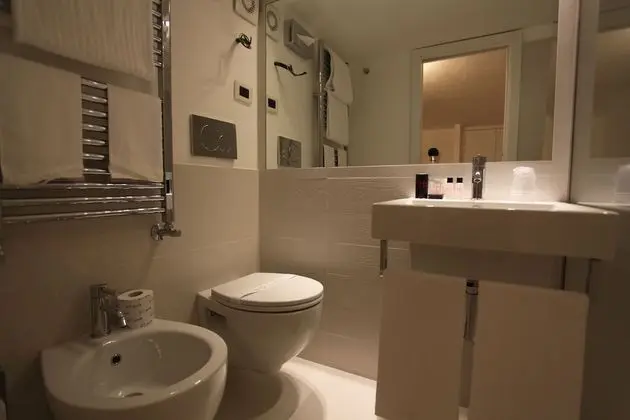 Classic Apart Daire (via Angelo Brunetti 24)