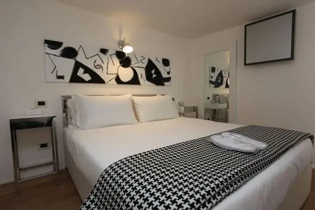 Luxury Apart Daire (via Angelo Brunetti 24)