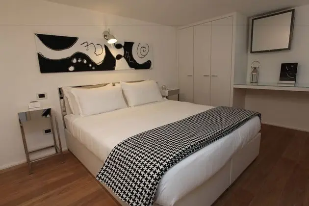 Luxury Apart Daire (via Angelo Brunetti 24)