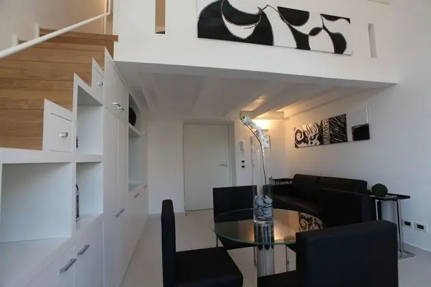 Luxury Apart Daire (via Angelo Brunetti 24)