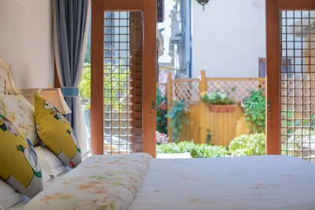 Comfort Tek Büyük Yataklı Oda