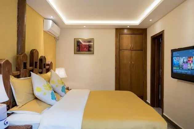 Comfort Tek Büyük Yataklı Oda