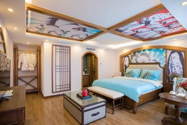 Comfort Tek Büyük Yataklı Oda