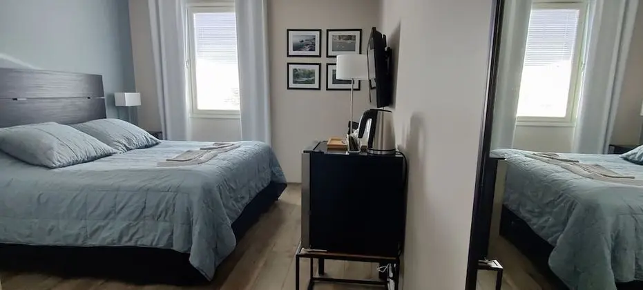 Honeymoon Tek Büyük Yataklı Oda