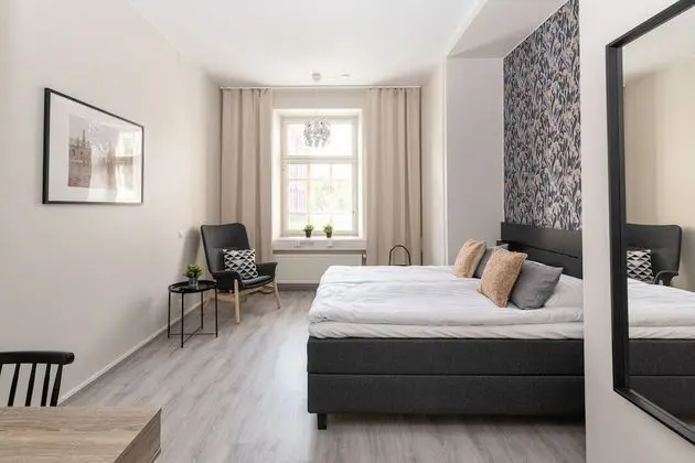 Tek Büyük Yataklı Oda