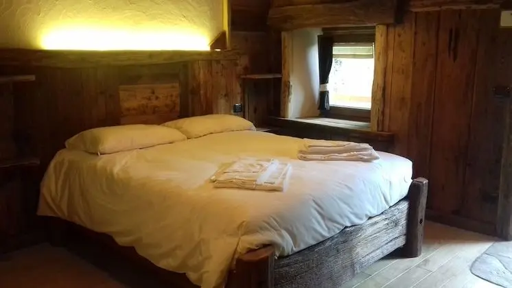 Tek Büyük Yataklı Oda, Dağ Manzaralı