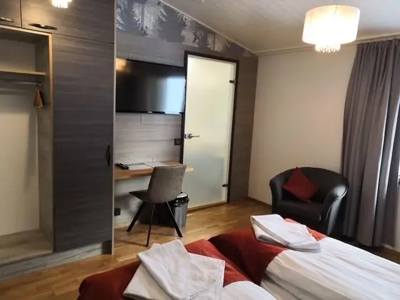 Tek Büyük Yataklı Oda, Sauna