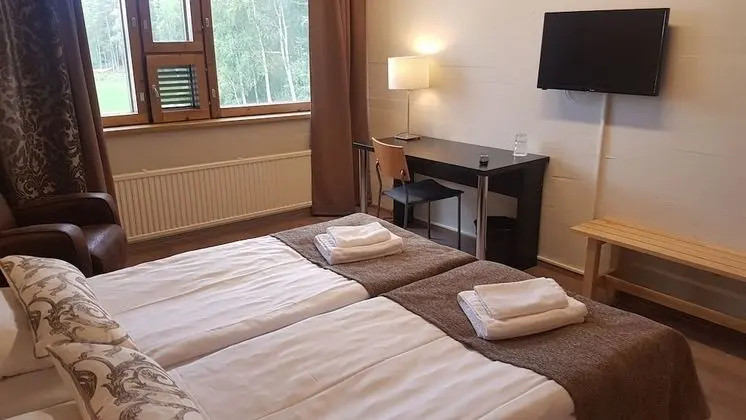 Comfort Tek Büyük Yataklı Oda