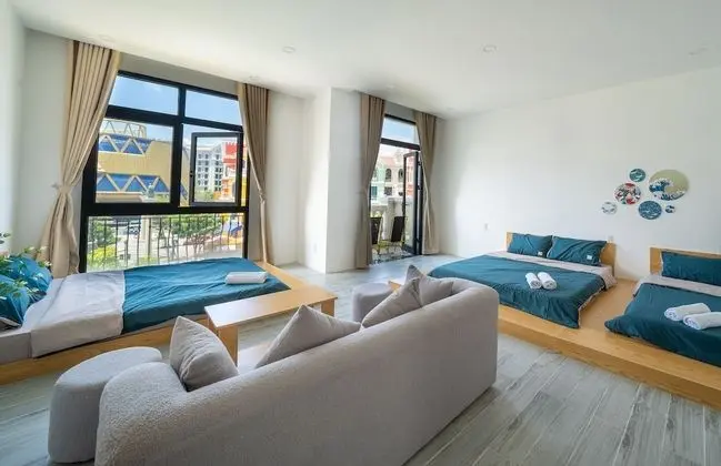 Senior Üç Kişilik Oda, Balkon