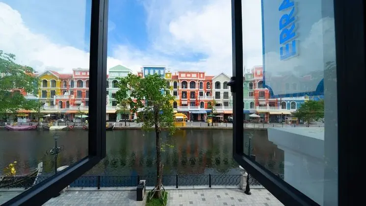 Senior Üç Kişilik Oda, Balkon