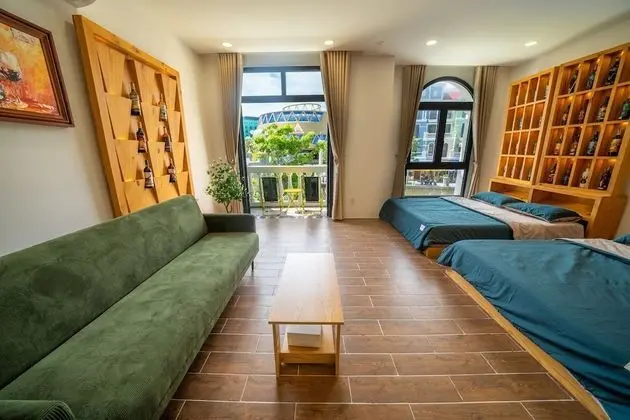 Signature Üç Kişilik Oda, Balkon
