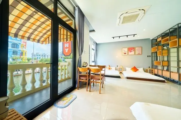 Signature Üç Kişilik Oda, Balkon