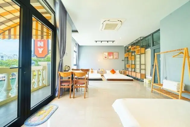 Signature Üç Kişilik Oda, Balkon