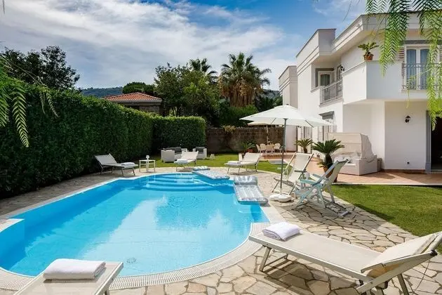 Villa, Sigara İçilebilir