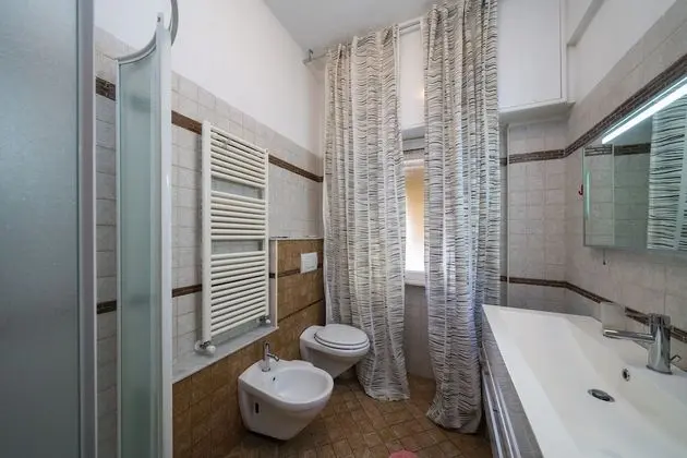 Basic Üç Kişilik Oda
