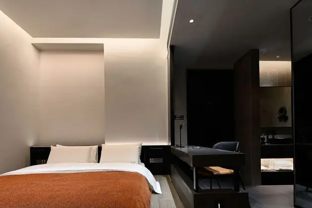 Basic Tek Büyük Yataklı Oda