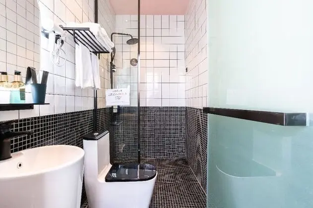 Luxury Tek Büyük Yataklı Oda