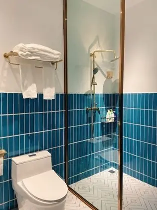 Premium Tek Büyük Yataklı Oda