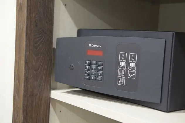 Standard Büyük Yataklı Tek Kişilik Oda