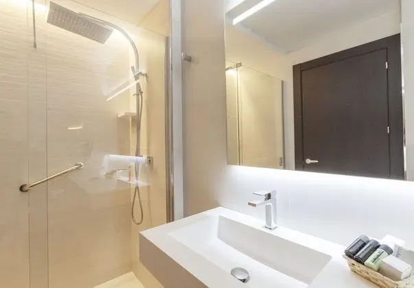 Standard Büyük Yataklı Tek Kişilik Oda