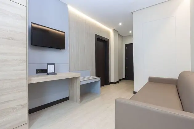 Standard Tek Büyük Yataklı Oda (+ extra bed)