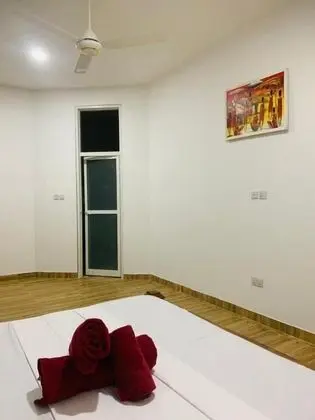 Tek Büyük Yataklı Oda, Havuz Manzaralı
