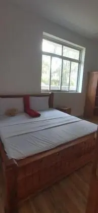 Üç Kişilik Oda