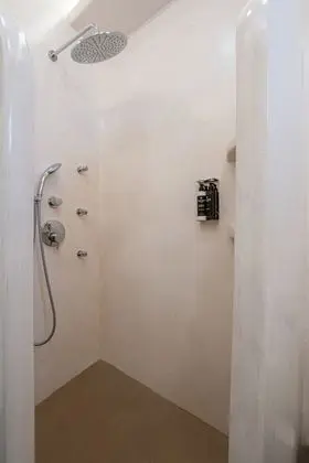 Superior Oda, Havuz Manzaralı