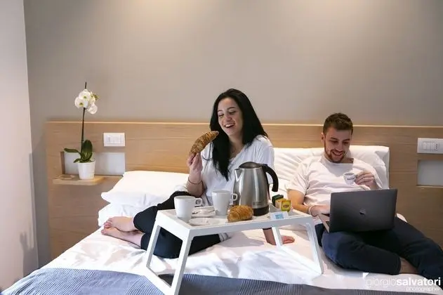 Tek Büyük Yataklı Oda, Balkon