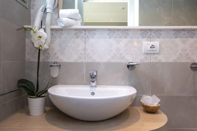 Tek Büyük Yataklı Oda, Balkon