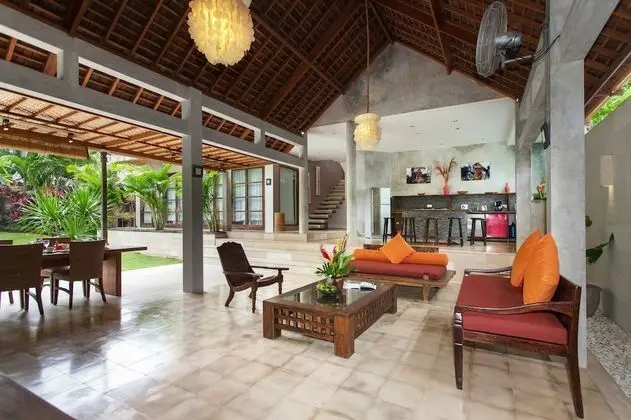 Villa, 3 Yatak Odası, Kişiye Özel Havuzlu, Bahçe Manzaralı