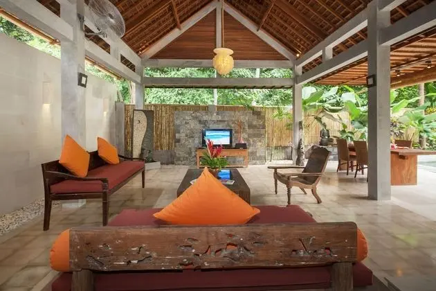 Villa, 3 Yatak Odası, Kişiye Özel Havuzlu, Bahçe Manzaralı
