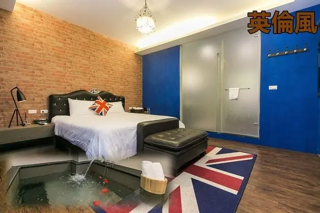 Deluxe Tek Büyük Yataklı Oda