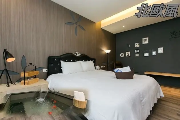 Deluxe Tek Büyük Yataklı Oda