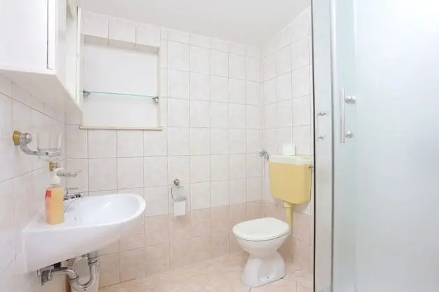 Apart Daire (Lias 2 - with restaurant - A10 drugi )