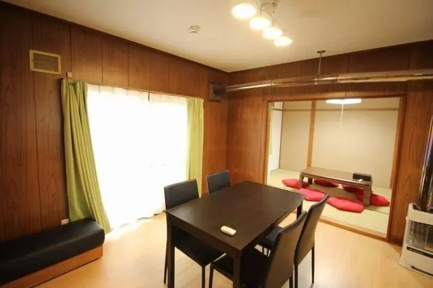 Ev (Private vacation home)