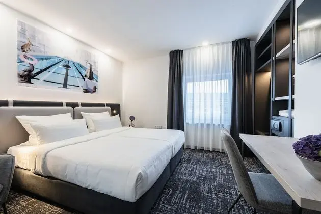 Tek Büyük Yataklı Oda, 1 En Büyük (King) Boy Yatak