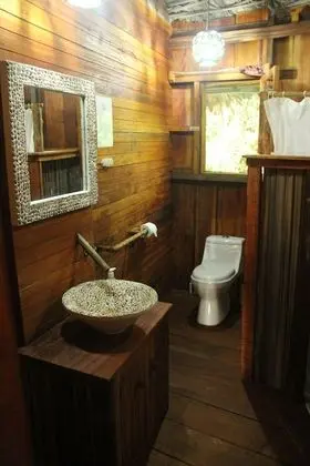Traditional Tek Büyük Yataklı Oda, 1 Çift Kişilik Yatak, Balkon, Bahçe Manzaralı