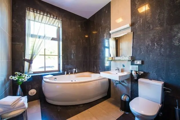 Deluxe Tek Büyük Yataklı Oda, 1 Büyük (Queen) Boy Yatak, Sigara İçilmez, Şehir Manzaralı