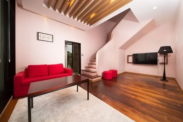 Villa (Monterosso H)