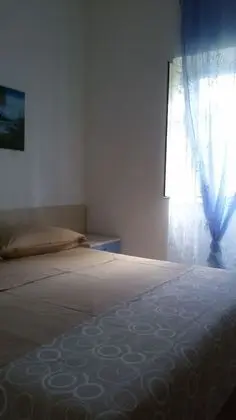 Apart Daire, 1 Yatak Odası, Küçük Mutfak, Kısmi Deniz Manzaralı