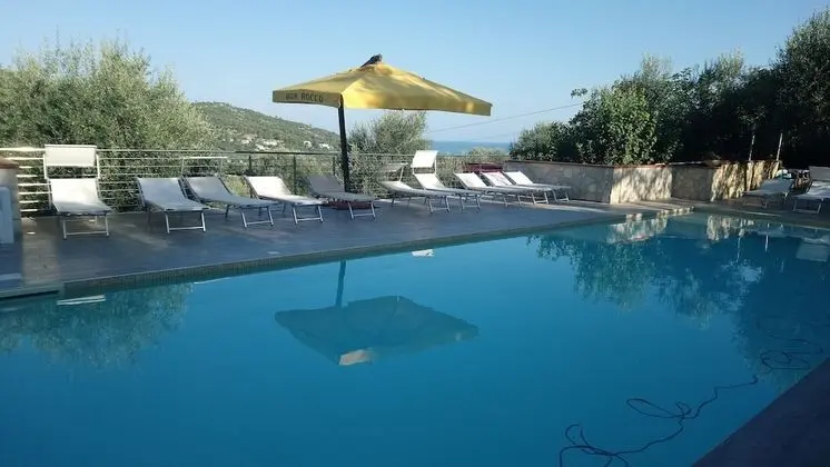 Bungalov, Küçük Mutfak, Havuz Kenarı