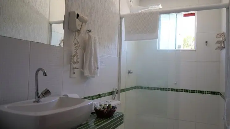 Quarto triplo com sacada - 01