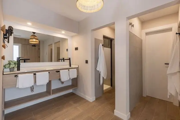 Ortak Ranzalı Oda, Karma Ranzalı Oda, Özel Banyo (1 bed in 10 bed dorm)