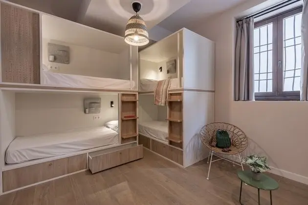 Ortak Ranzalı Oda, Özel Banyo (1 bed in 4 bed dorm)