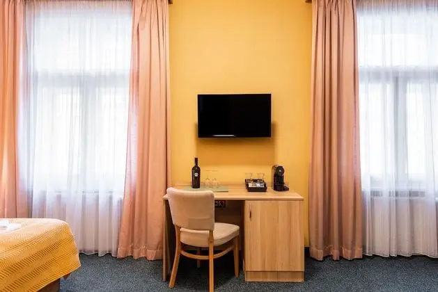 Deluxe Tek Büyük veya İki Ayrı Yataklı Oda