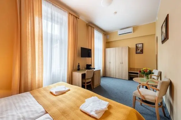 Deluxe Tek Büyük veya İki Ayrı Yataklı Oda