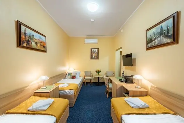 Deluxe Üç Kişilik Oda, 3 Tek Kişilik Yatak