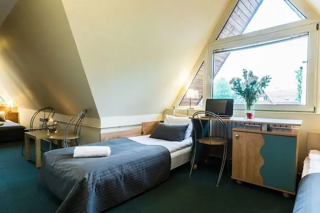 Dört Kişilik Oda (#7)