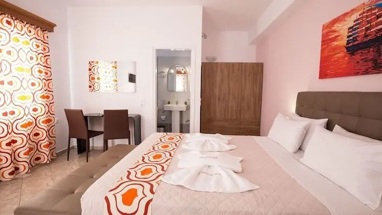 Tek Büyük Yataklı Oda